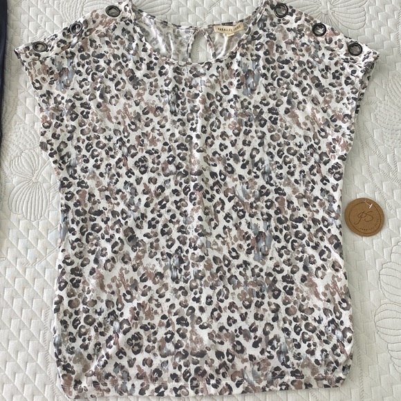 NEW Leopard Print Top - Picture 1 of 5